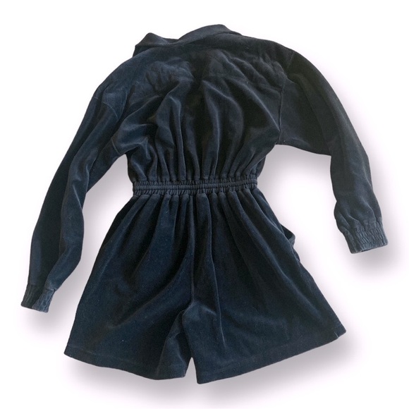 ELLESSE Vintage Romper Black Velour Long Sleeved Size Small Gothic - Picture 4 of 13